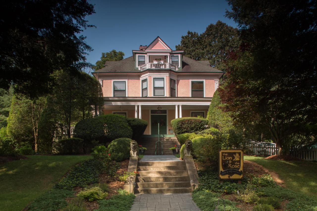 The Lion And The Rose Bed And Breakfast แอชวิลล์ ภายนอก รูปภาพ
